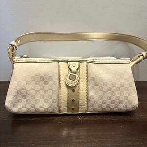 Liz Claiborne Vintage Cream Alligator Monogram Pattern Hand Shoulder bag
